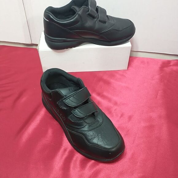 Propet Tour Walker Shoes W3902 Womens Black Leather Hook & Loop US 9.5 2E - Picture 1 of 8